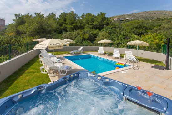 Vila Střední Dalmácie - Seget Vranjica DA 7695 N1