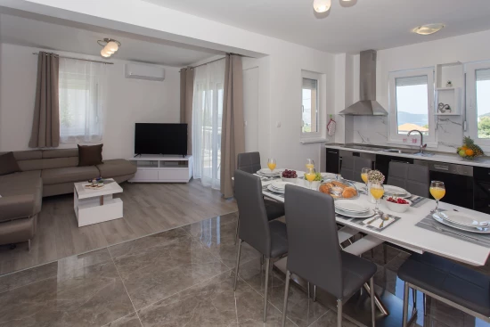 Vila Střední Dalmácie - Seget Vranjica DA 7695 N1