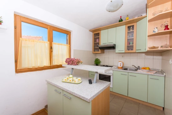 Domek Střední Dalmácie - Okrug Gornji DA 7710 N1