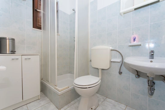 Domek Střední Dalmácie - Okrug Gornji DA 7710 N1