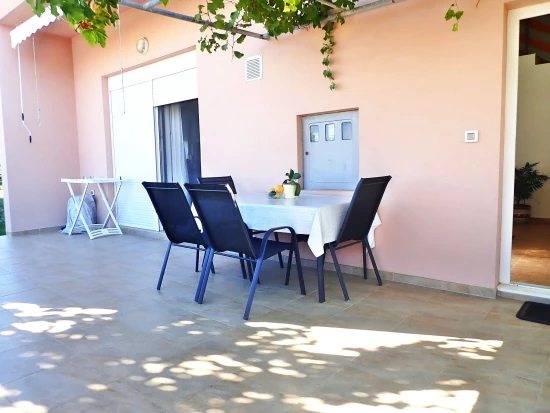 Apartmán Severní Dalmácie - Posedarje DA 7713 N1