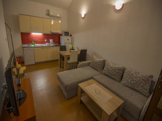 Apartmán Severní Dalmácie - Starigrad Paklenica DA 7726 N2