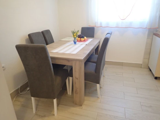 Apartmán Severní Dalmácie - Tribanj (Starigrad) DA 7733 N1