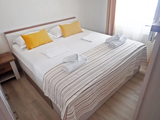 Apartmán Severní Dalmácie - Tribanj (Starigrad) DA 7733 N1