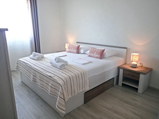 Apartmán Severní Dalmácie - Tribanj (Starigrad) DA 7733 N1