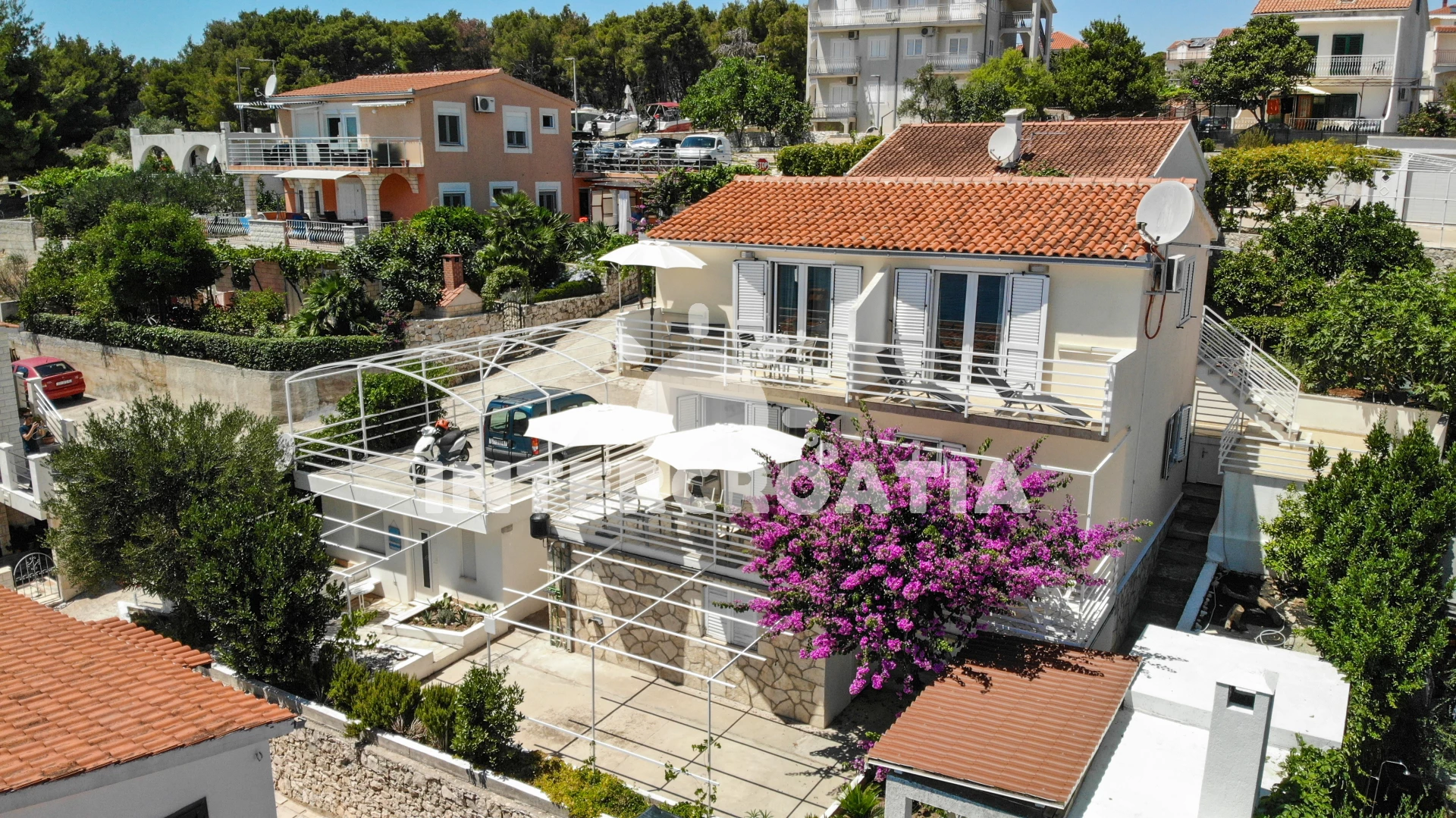 Apartmán Střední Dalmácie - Okrug Gornji DA 7757 N2