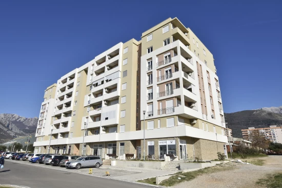 Apartmán Černá Hora - Bar CH 7046 N1