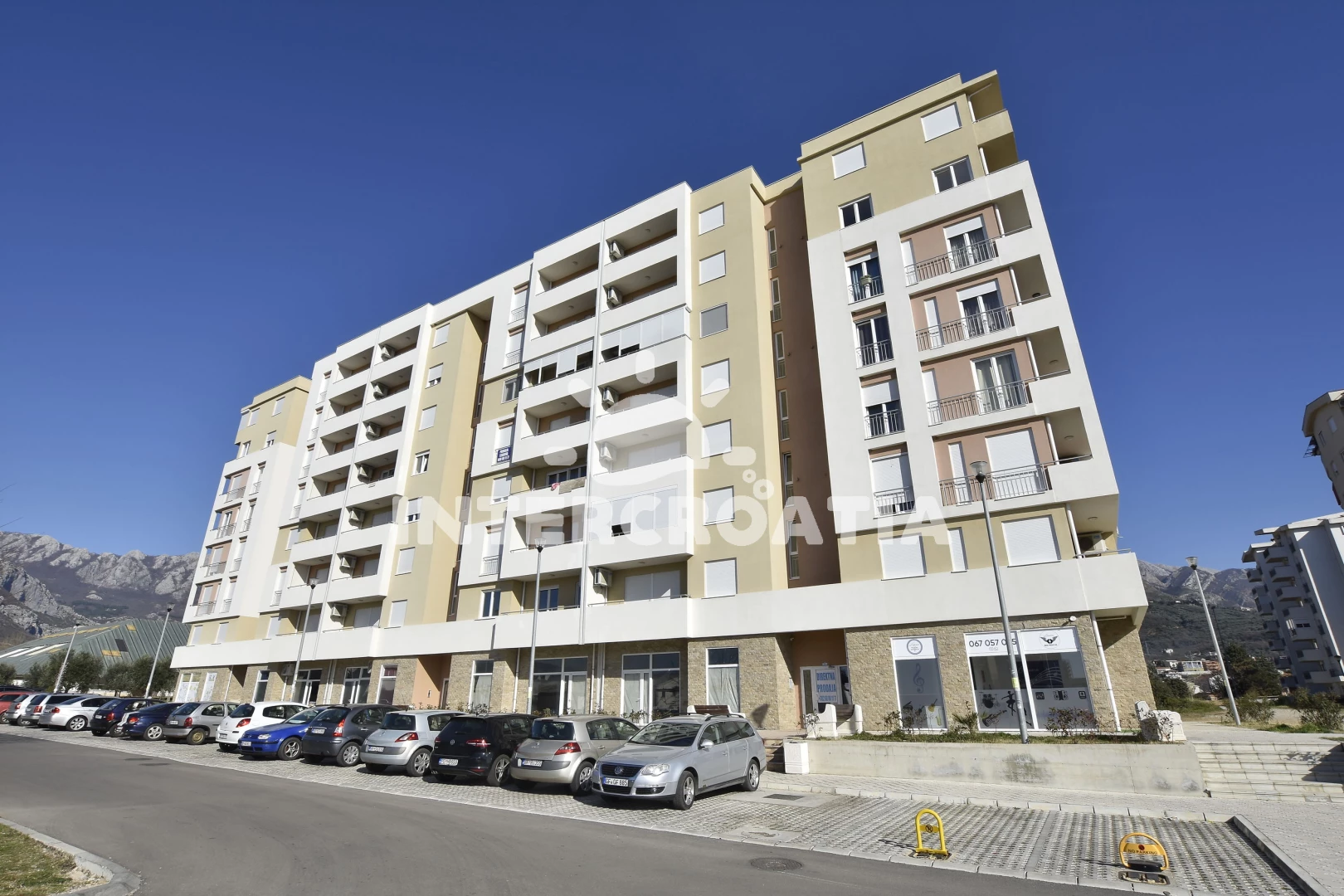 Apartmán Černá Hora - Bar CH 7046 N1