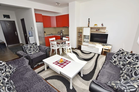 Apartmán Černá Hora - Bar CH 7046 N1