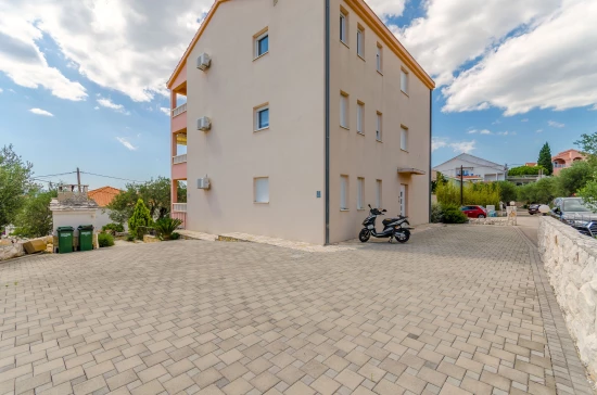 Apartmán Střední Dalmácie - Okrug Gornji DA 7776 N2
