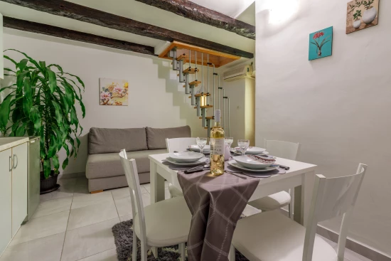 Apartmán Kvarner - Povile (Novi Vinodolski) KV 7309 N1