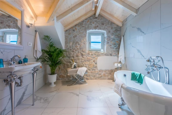 Vila Kvarner - Novi Vinodolski KV 7313 N1