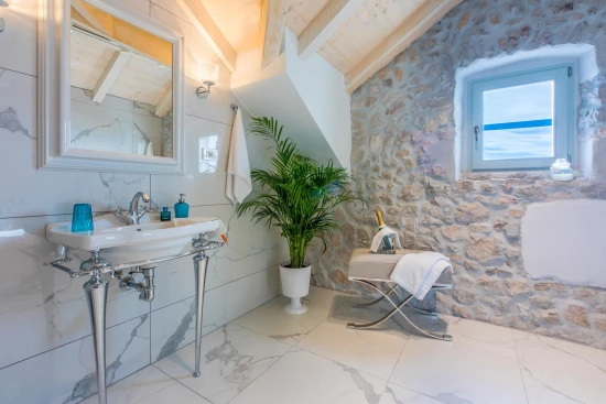 Vila Kvarner - Novi Vinodolski KV 7313 N1