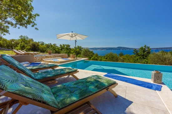 Vila Kvarner - Novi Vinodolski KV 7313 N1