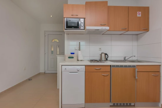 Apartmán Střední Dalmácie - Mali Rat DA 7807 N2