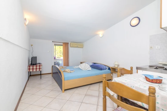 Apartmán Ostrov Šolta - Stomorska OS 9853 N4
