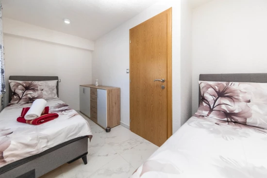 Apartmán Kvarner - Novi Vinodolski KV 7376 N1