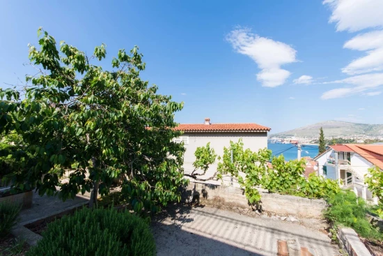 Apartmán Střední Dalmácie - Okrug Gornji DA 7843 N1