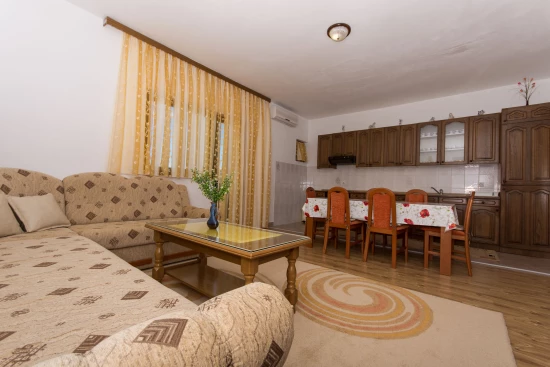 Apartmán Střední Dalmácie - Okrug Gornji DA 7843 N1