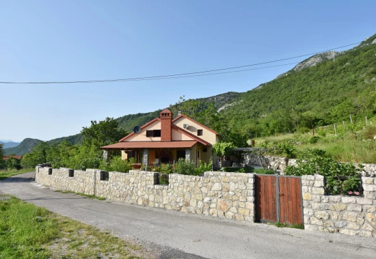 Apartmánový pokoj Černá Hora - Virpazar CH 7050 N1