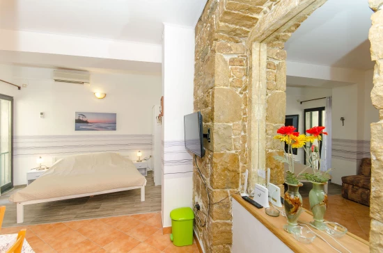 Apartmán Střední Dalmácie - Sumpetar (Omiš) DA 7852 N1
