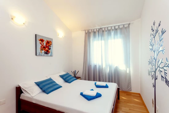 Domek Střední Dalmácie - Tučepi DA 7855 N1