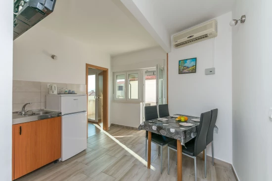 Apartmán Střední Dalmácie - Nemira (Omiš) DA 7876 N4