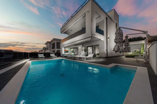 Vila Kvarner - Crikvenica KV 7402 N1