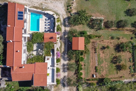 Vila Severní Dalmácie - Zapužane DA 7879 N1
