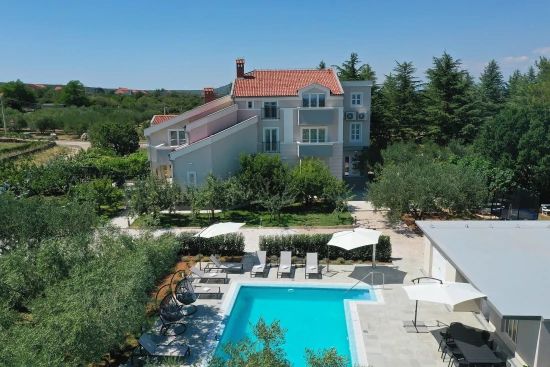 Vila Severní Dalmácie - Sveti Filip i Jakov (Biograd) DA 7884 N1