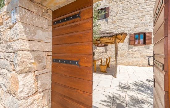 Vila Severní Dalmácie - Vrana DA 7899 N1