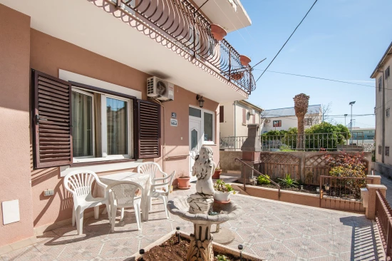 Apartmán Střední Dalmácie - Kaštela DA 7923 N1