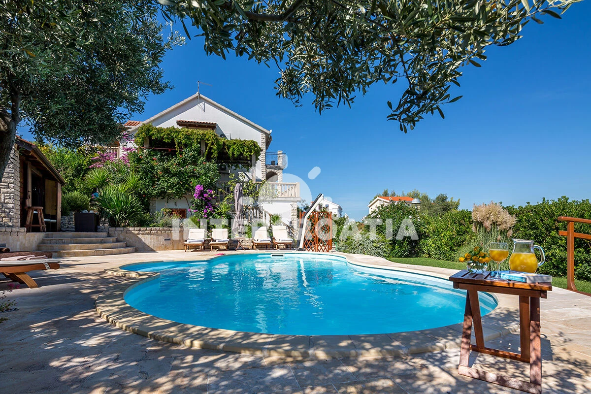 Vila Střední Dalmácie - Arbanija (Čiovo) DA 7927 N1