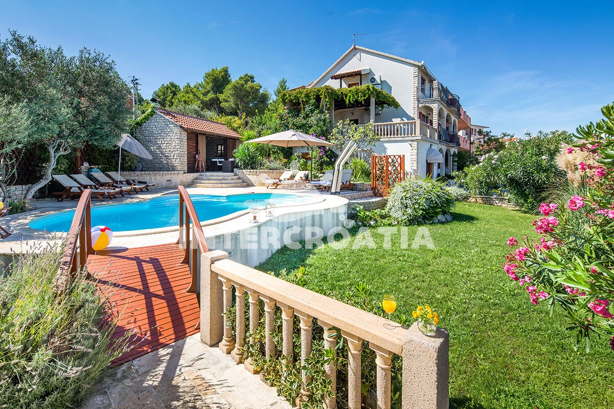 Vila Střední Dalmácie - Arbanija (Čiovo) DA 7927 N1