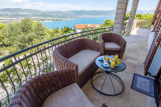 Vila Střední Dalmácie - Arbanija (Čiovo) DA 7927 N1