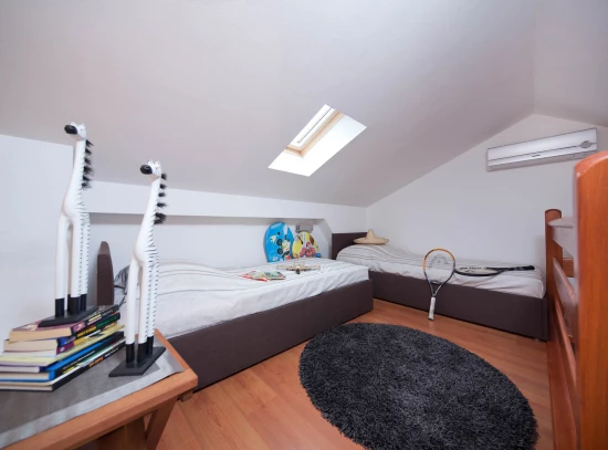 Vila Střední Dalmácie - Arbanija (Čiovo) DA 7927 N1