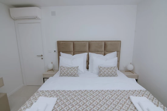 Apartmán Střední Dalmácie - Okrug Gornji DA 7949 N3