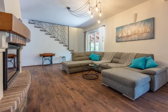 Vila Kvarner - Tribalj (Crikvenica) KV 7442 N1