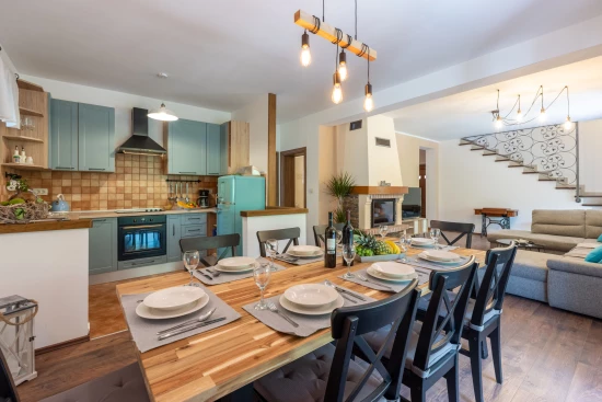 Vila Kvarner - Tribalj (Crikvenica) KV 7442 N1