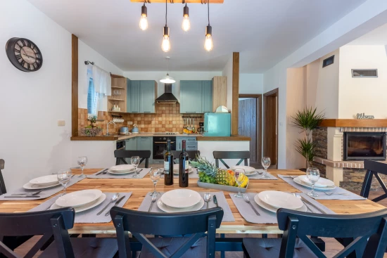 Vila Kvarner - Tribalj (Crikvenica) KV 7442 N1