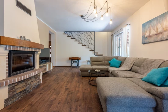 Vila Kvarner - Tribalj (Crikvenica) KV 7442 N1