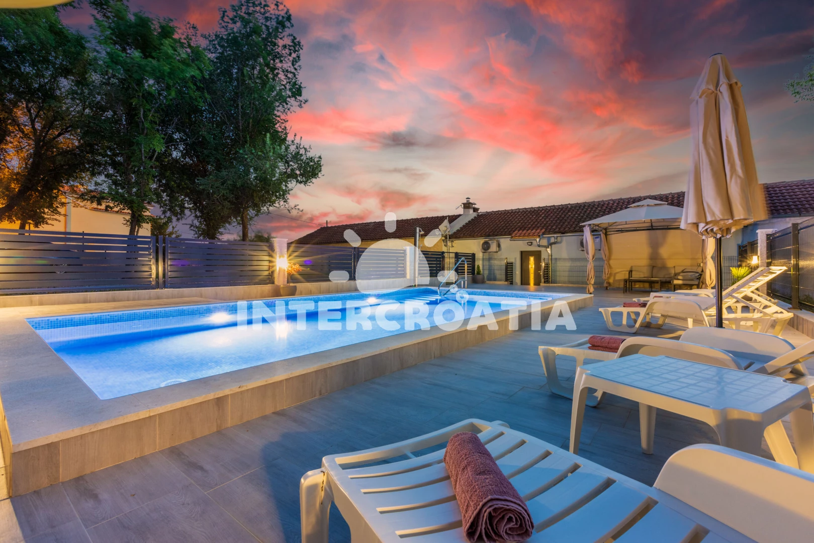 Vila Kvarner - Grižane (Crikvenica) KV 7443 N1