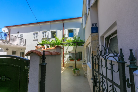 Domek Kvarner - Novi Vinodolski KV 7453 N1