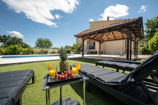 Vila Bosna a Hercegovina - Grabovci BG 7000 N1