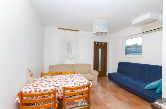 Vila Ostrov Šolta - Grohote OS 9963 N1