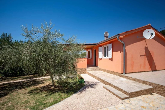 Domek Ostrov Rab - Mundanije OS 9968 N1