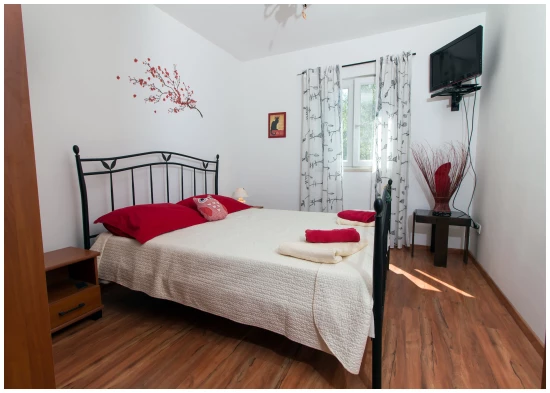 Domek Ostrov Šolta - Donja Krušica OS 9969 N1