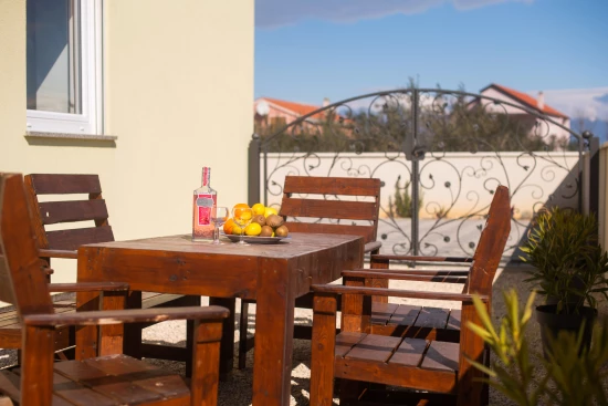 Domek Severní Dalmácie - Privlaka DA 8008 N1