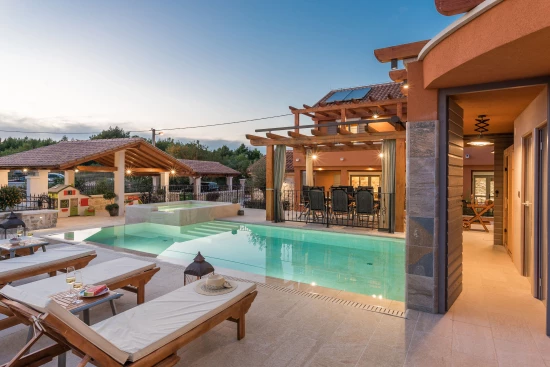 Vila Severní Dalmácie - Skradin DA 8009 N1