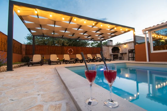 Vila Severní Dalmácie - Dubrava (Šibenik) DA 8015 N1